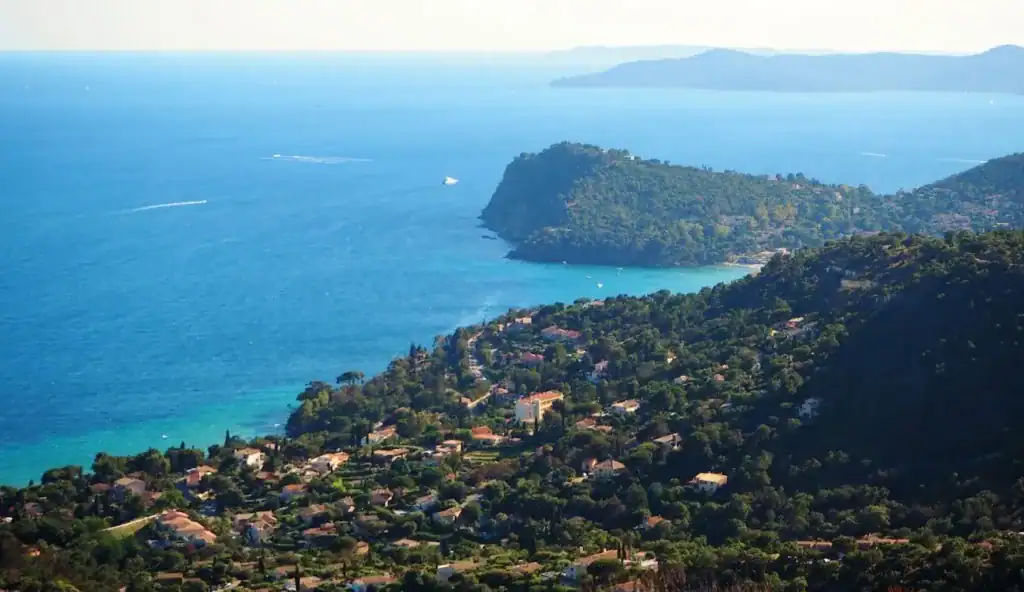 Diagnostic immobilier Rayol-Canadel sur mer Golfe de Saint-Tropez